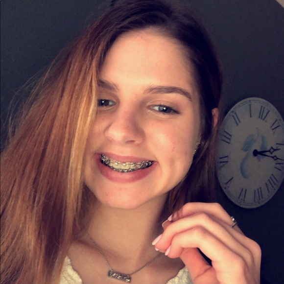 Meet your Posher, Tatum - Picture 1 of 1